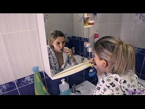 ❤️ פריצה עם צעירים בפיג'מה מסתיימים אוראלי בהצטיינות בתחת - לי שחור סרטון סקס אצלנו ❤